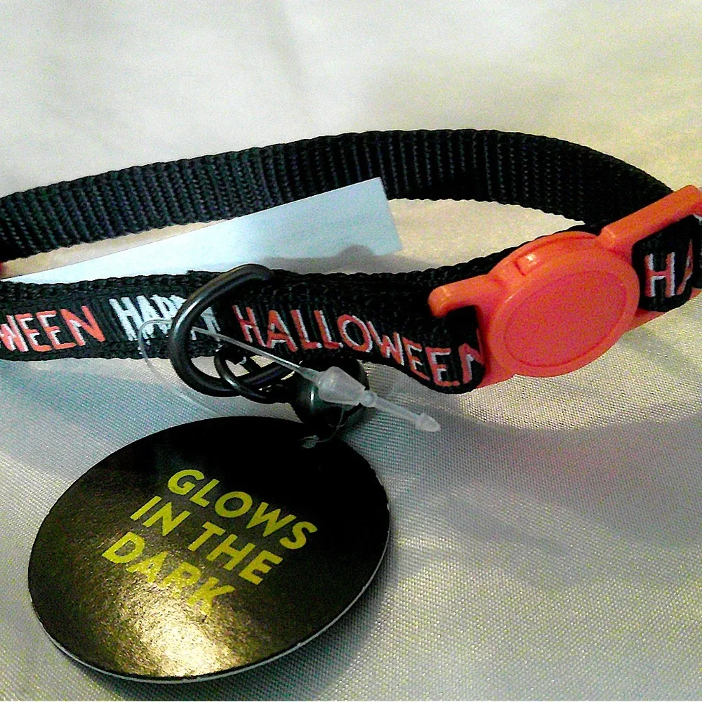 Thrills & Chills Happy Halloween Cat Collar
